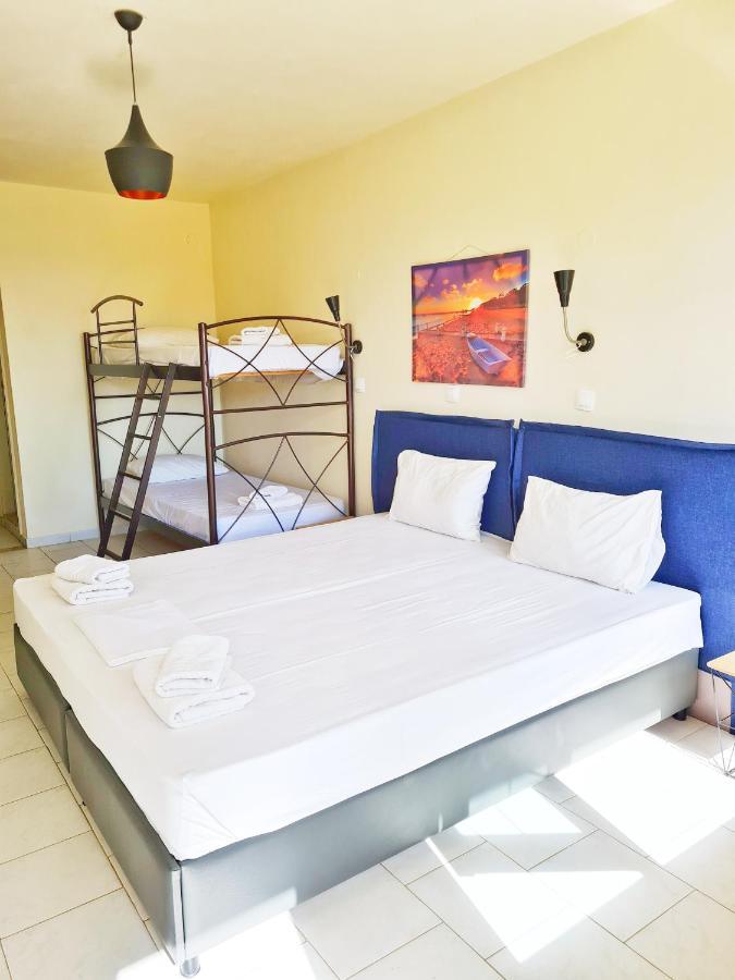 Avra Sea View Paradise Pool Apartments Moraḯtika Exteriér fotografie