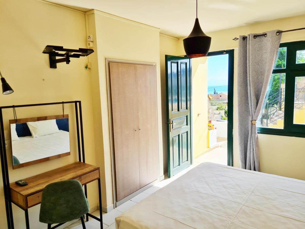 Avra Sea View Paradise Pool Apartments Moraḯtika Exteriér fotografie