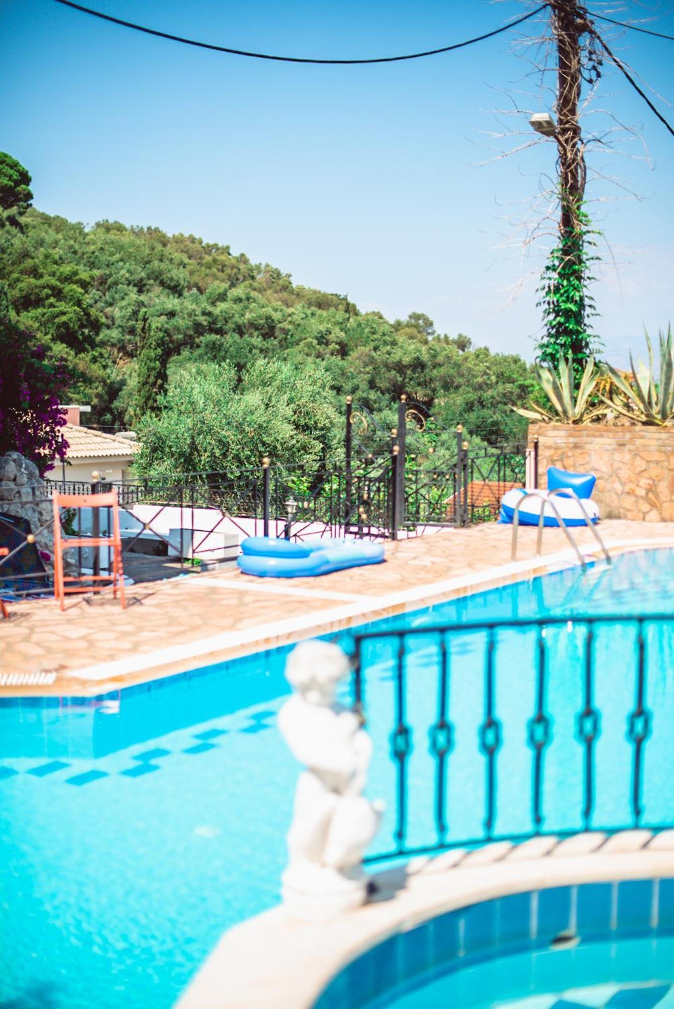 Avra Sea View Paradise Pool Apartments Moraḯtika Exteriér fotografie